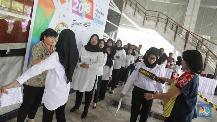 Mau Ikut Daftar Lowongan CPNS, Catat Jadwal Rekrutmennya Nih Pemerintah akan membuka rekrutmen Calon Pegawai Negeri Sipil (CPNS) tahun anggaran 2019