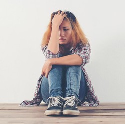 Alasan Anak Muda Usia 18-25 Tahun Paling Tidak Bahagia di Dunia