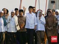 Jokowi Klaim Larang Kiai Acungkan Satu Jari di Tol Suramadu