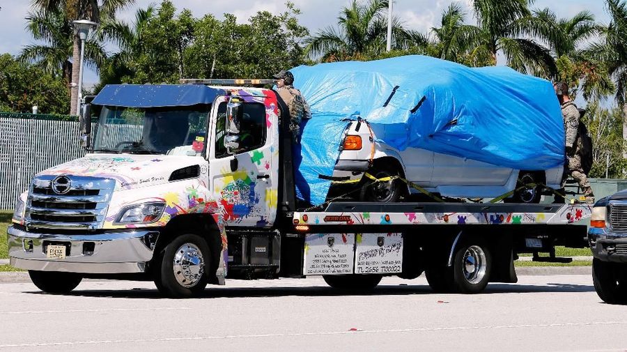 Cesar Sayoc ditangkap pada hari Jumat karena diduga mengirim bom pipa kepada para kritikus Presiden AS Donald Trump.