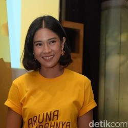 Dian Sastro Punya Teori Soal Cinta Tanah Air, Simak Kuy!