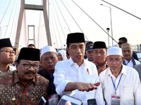Ini Alasan Jokowi Gratiskan Tol Suramadu