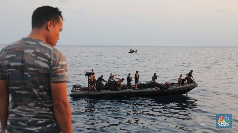 Singapura mengirimkan 3 personil khusus untuk mencari Black Box alias Kotak Hitam pesawat Lion Air JT-610.