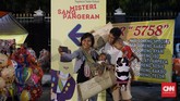 Naskah Misteri Sang Pangeran ini ditulis dan disutradarai oleh Agus Noor yang mengambil bentuk serta spirit teater rakyat dan kisah yang ditampilkan diolah dari khasanah cerita rakyat Indonesia yang telah banyak berkembang. Harapnya, masyarakat dapat memetik hikmah dan kebajikan untuk melihat situasi pada hari ini.
