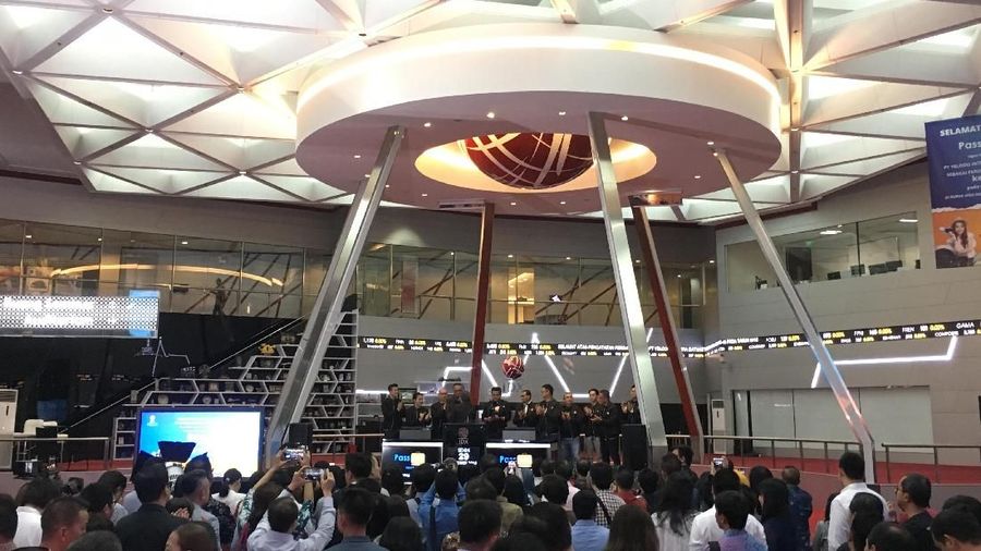 Saham perseroan meningkat 48,94% ke level Rp 560 per saham dari harga penawaran saham perdananya senilai Rp 376/saham.
