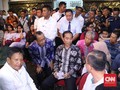 Isak Tangis Pecah saat Keluarga Korban JT610 Curhat ke Jokowi