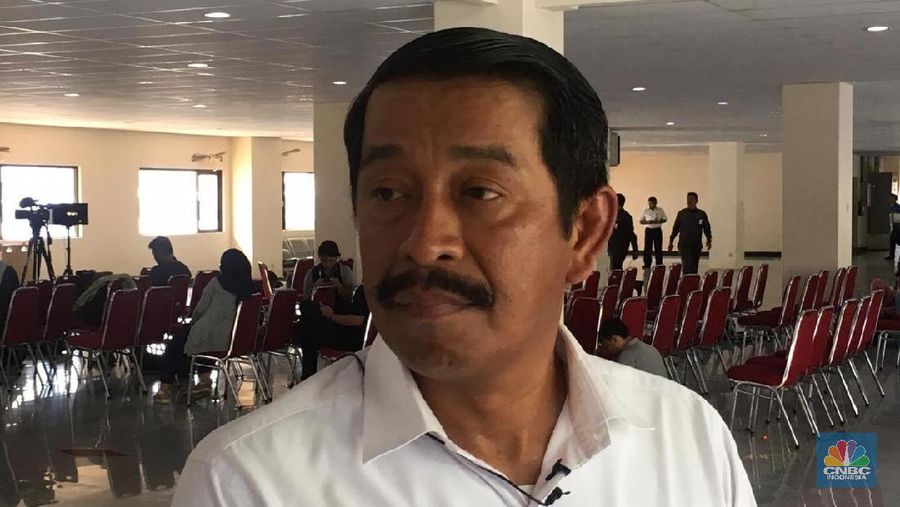 Edward Sirait