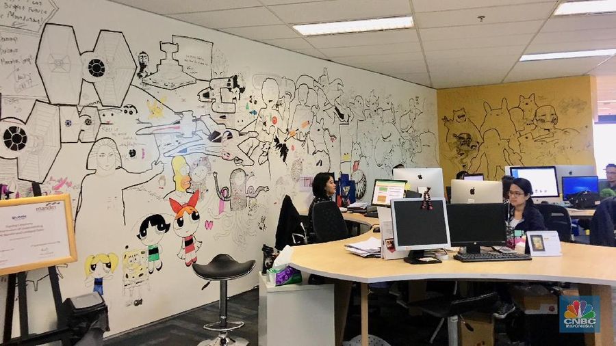 Dalam membangun kebahagiaan dan produktivitas, Bank Mandiri menggunakan pendekatan smell of the place.
