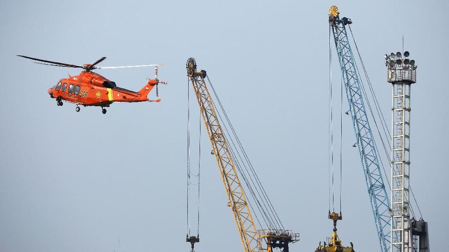 Helikopter AW139 ini merupakan hasil rakitan dari perusahaan manufaktur dan desain helikopter asal Italia-Inggris