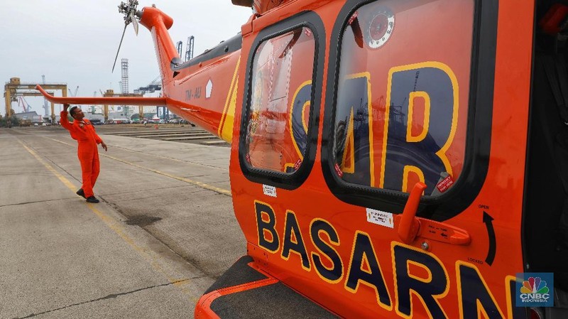 Helikopter AW139 ini merupakan hasil rakitan dari perusahaan manufaktur dan desain helikopter asal Italia-Inggris