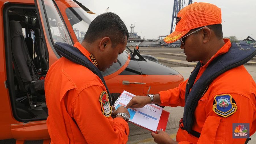 Tim SAR telah mengumpulkan 24 kantong jenazah yang dibawa ke RS Polri Kramat Jati.