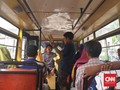 Suara Hati Pengamen dan Punahnya Ruang Kritik di Metromini