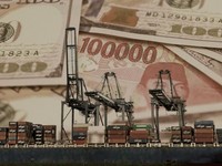 Chatib Basri: Neraca Dagang Februari Defisit US$ 800 Juta