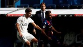 Setelah kekalahan dari Sevilla, Real Madrid tidak pernah mampu mencetak gol hingga 481 menit. Madrid baru mampu mencetak gol saat dikalahkan Levante 1-2 di Stadion Santiago Bernabeu, 20 Oktober 2018. (REUTERS/Susana Vera)
