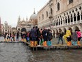 Venesia Terapkan Iuran Masuk Kota