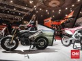FOTO: Berburu Motor dan Aksesori Baru di Senayan