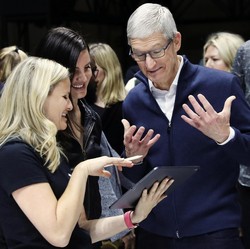 Ketemu Jokowi Besok 9.30 WIB, Bos Apple Bahas Investasi di RI