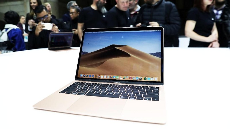 Sudah 10 tahun sejak Steve Jobs meluncurkan produk ini untuk kali pertama, Apple akhirnya membuat peningkatan besar pada MacBook Air.