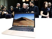 Trump dan Apple Bubarkan Reli Ciamik 3 Hari di Wall Street