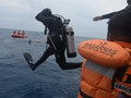 Puluhan Pasukan Katak Menyelam Pastikan Lokasi Kotak Hitam