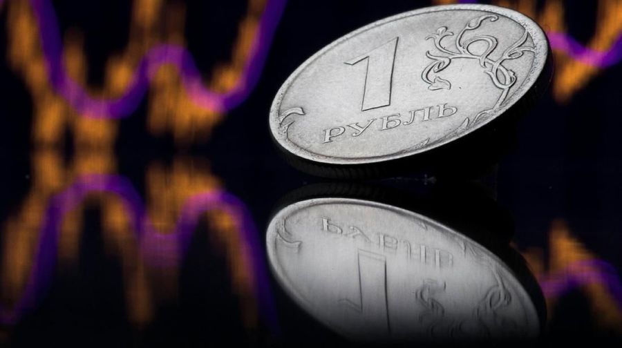A view shows a Russian one rouble coin in this picture illustration taken October 26, 2018. Picture taken October 26, 2018. REUTERS/Maxim Shemetov