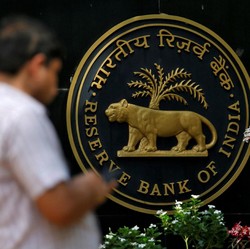 Ekonomi Melambat, Bank Sentral India Pangkas Suku Bunga Lagi