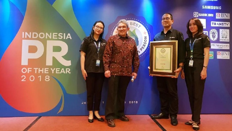 Transmedia meraih penghargaan Best of The Best Owned Media 2018 untuk program Transmedia connected.