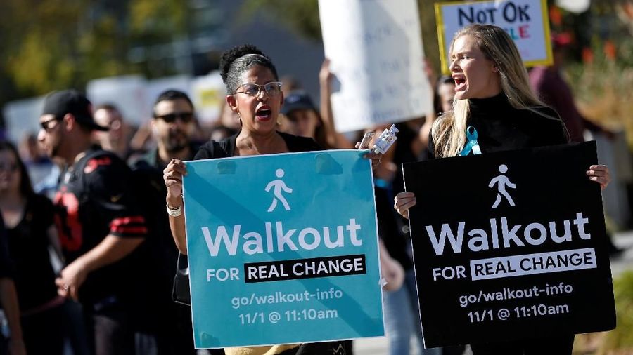 Banyak karyawan walkout di Mountain View meneriakkan 