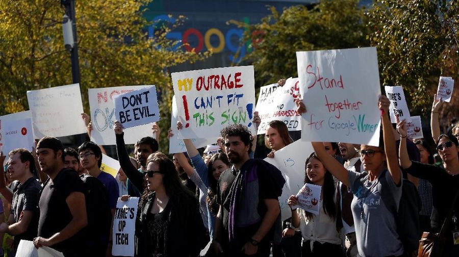 Banyak karyawan walkout di Mountain View meneriakkan 