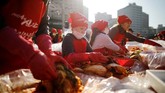 Kimchi adalah salah satu jenis makanan tradisional Korea Selatan yang cukup penting untuk masyarakatnya dan diakui sebagai bagian dari warisan budaya tak benda UNESCO. (REUTERS/Kim Hong-Ji)