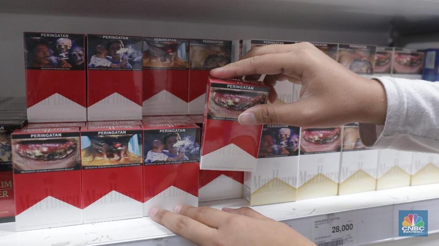 Keputusan pemerintah tidak menaikkan tarif cukai rokok mendongkrak harga saham HMSP dan GGRM.