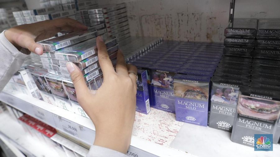 Mayoritas harga saham emiten produsen rokok terjebak di zona merah.