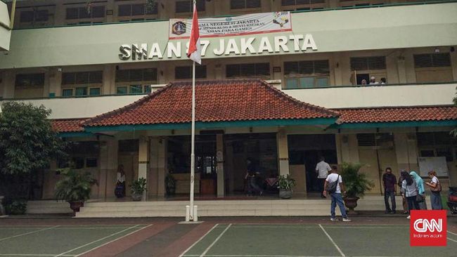 Tak Terbukti Doktrin Anti-Jokowi, Guru SMAN 87 Mengajar Lagi