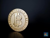 Harga Bitcoin Cs Naik di Atas 8%, Rebound Sesaat Atau Lanjut?
