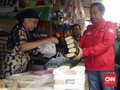 Politik Pasar Jokowi dan Sandi: Pertaruhan Ceruk Kelas Bawah