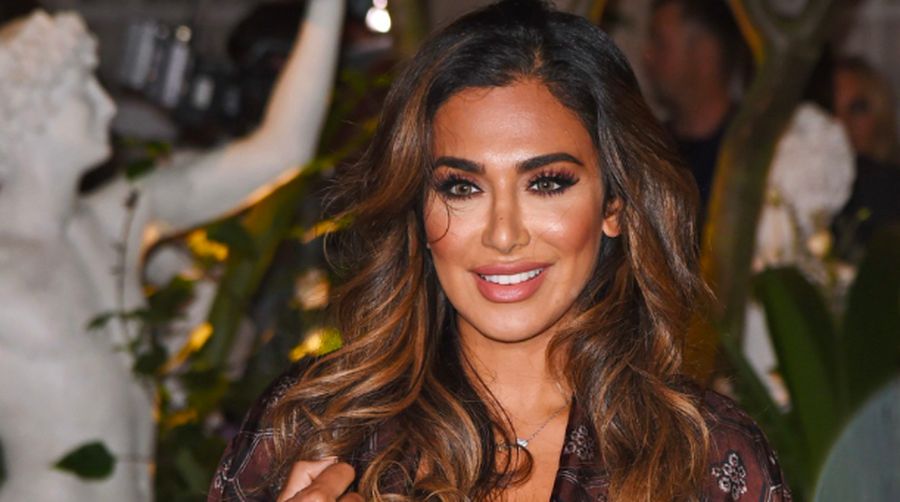 Huda Kattan memiliki merek Huda Beaty yang ditaksir Forbes memiliki valuasi sebesar US$1 miliar.