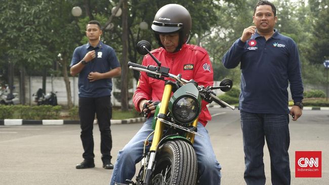 Kubu Jokowi Bantah Mempersempit Makna Milenial