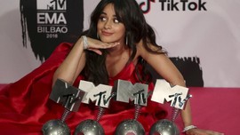 Mark Ronson 'Temukan' Camila Cabello di 'Find U Again'
