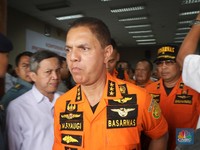 Kabasarnas Menangis, Janji Evakuasi Korban Lion Air JT-610