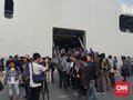 Naik Kapal Perang, Keluarga Korban Lion Air Ikuti Doa Bersama