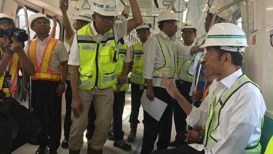 MRT Jakarta akan mulai beroperasi Maret 2019.