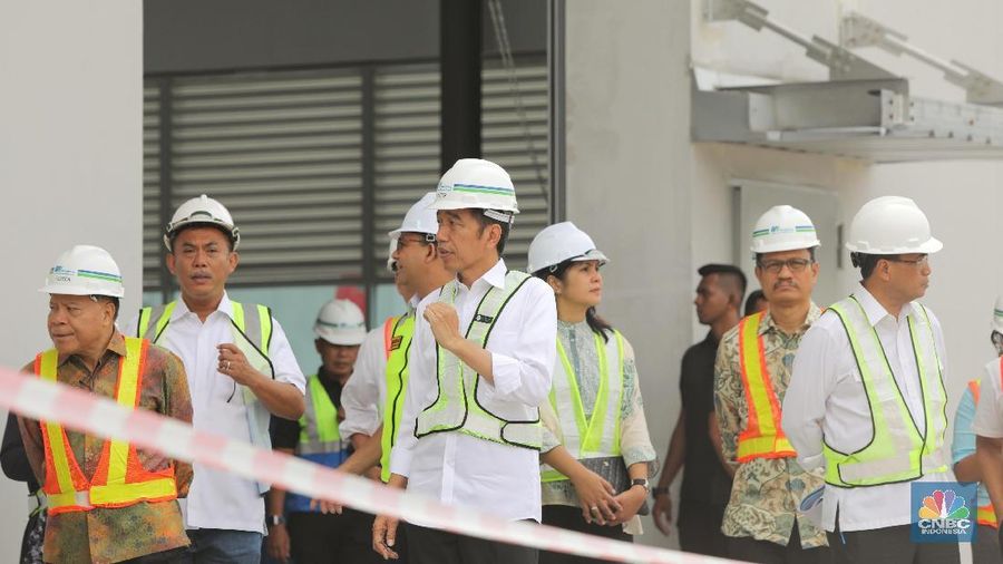 MRT Jakarta Fase I, yakni Bundaran HI-Lebak Bulus, ditargetkan dapat mulai melayani masyarakat pada Maret 2019.