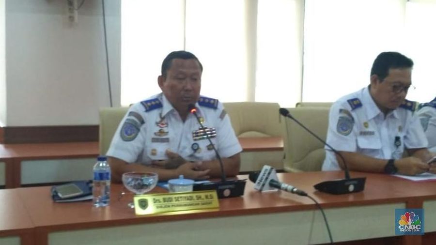 Kementerian Perhubungan (Kemenhub) sedang memfinalisasi aturan khusus soal tarif ojek online.