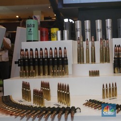 Industri Senjata Swasta Babak Belur Gegara Pandemi Covid-19