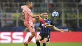 Inter Milan menjamu Barcelona di Giuseppe Meazza, Selasa (6/11) waktu setempat. Pada laga sebelumnya, Inter tumbang 0-2 di markas Barcelona.(REUTERS/Daniele Mascolo)