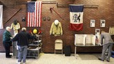 Jika Demokrat menguasai parlemen, Trump diperkirakan bakal sulit menjalankan agenda politik dan kebijakannya di sisa masa jabatannya. (Reuters/Scott Morgan)