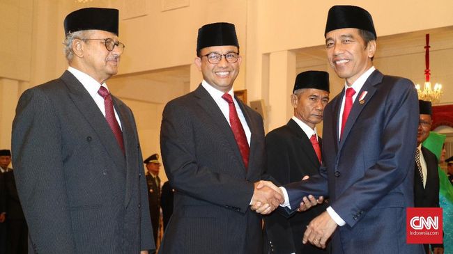 Anies dan Jokowi Bahas Persoalan Jakarta di Mobil RI 1