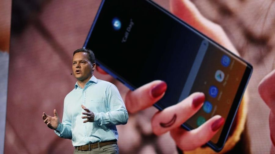 Dag Kittlaus, CEO of Viv Labs, speaks during the unveiling of Samsung's new foldable screen smart phone, during the Samsung Developers Conference in San Francisco, California, U.S., November 7, 2018. REUTERS/Stephen Lam