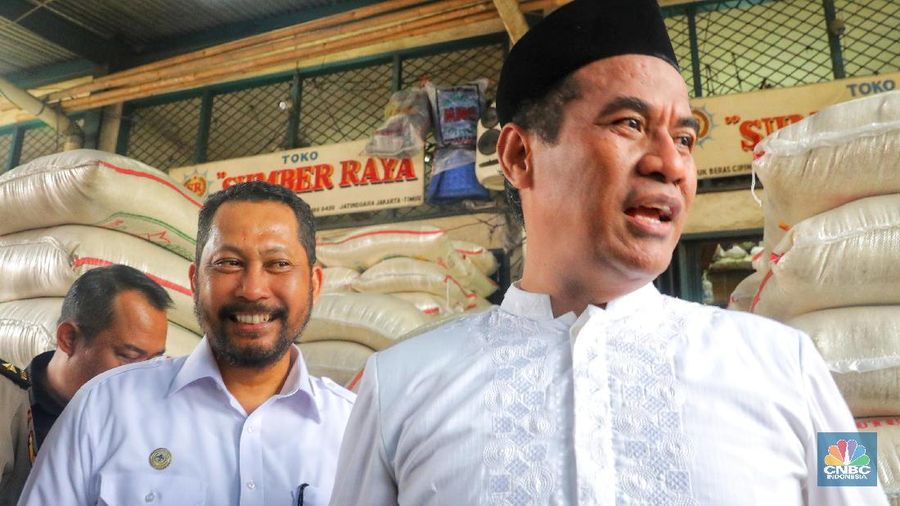 Bulog memiliki stok 2,7 juta ton beras.