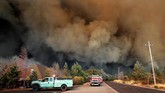 Kebakaran hutan menghancurkan Kota Paradise, utara California, Amerika Serikat, hingga memaksa sedikitnya 26 ribu orang dievakuasi. (Justin Sullivan/Getty Images/AFP)